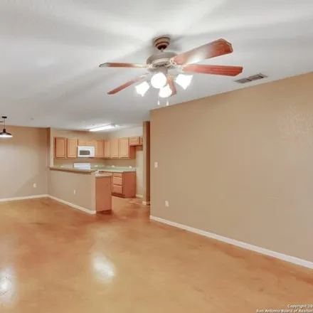 Image 4 - 1805 Post Road, Glenbrook, New Braunfels, TX 78130, USA - House for rent