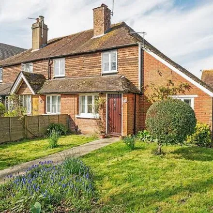 Buy this 3 bed house on Pinnacles in Shipbourne Road, Tonbridge