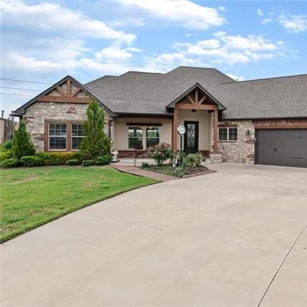 Buy this 3 bed house on 10494 South 264th East Avenue in Coweta, OK 74014