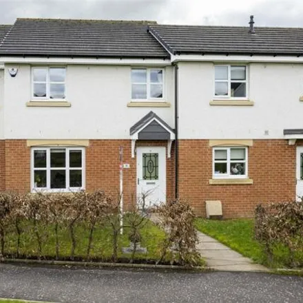 Buy this 3 bed townhouse on Corn Mill Road in Lenzie, G66 3TL