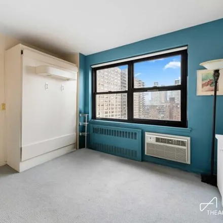 Image 8 - 205 West End Avenue, New York, NY 10023, USA - Apartment for sale