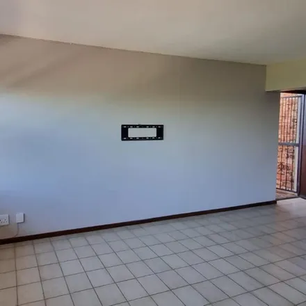 Image 7 - Rooidraai Avenue, George Ward 23, George, South Africa - Apartment for rent