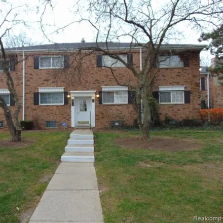 Rent this 2 bed condo on unnamed road in Bloomfield Township, MI 48304
