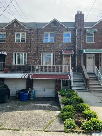 Buy this 3 bed townhouse on 2710 Lurting Avenue in New York, NY 10469