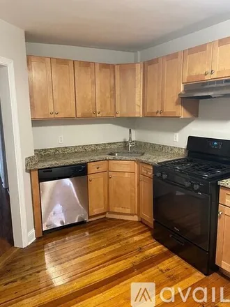 Rent this 3 bed apartment on 184 Walnut Ave