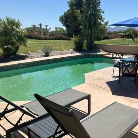 Rent this 2 bed house on Rancho Mirage Country Club in South Kavendish Drive, Rancho Mirage
