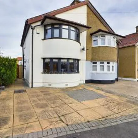 Rent this 2 bed apartment on Swanley Road in London, DA16 1LJ