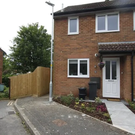 Rent this 2 bed townhouse on Blackman Gardens in Swindon, SN3 1RN