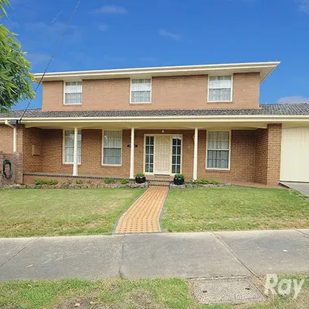 Rent this 5 bed apartment on 9 Dunsmuir Drive in Mount Waverley VIC 3149, Australia
