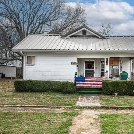 Buy this 3 bed house on 362 West 12th Street in Wewoka, OK 74884