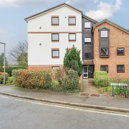 Buy this 1 bed apartment on Staines Preparatory School in 3 Gresham Road, Spelthorne