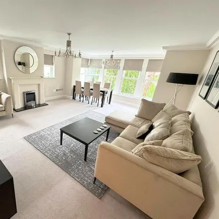 Rent this 2 bed apartment on Spencer Mews in Prestbury, SK10 4GY