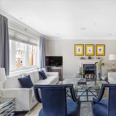 Rent this 4 bed apartment on 63 Cadogan Gardens in London, SW1X 0DZ