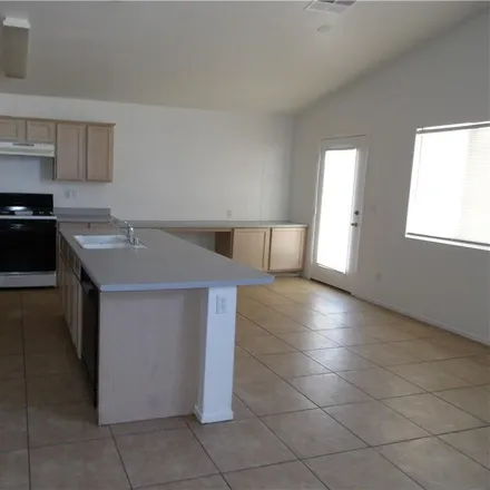 Image 7 - 916 Melic Way, North Las Vegas, NV 89032, USA - House for sale