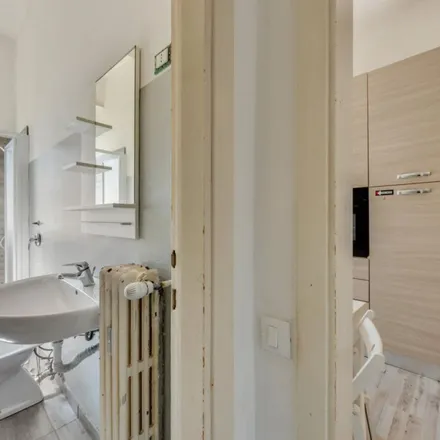 Rent this 6 bed apartment on Garage "Romana" in Corso di Porta Romana, 118