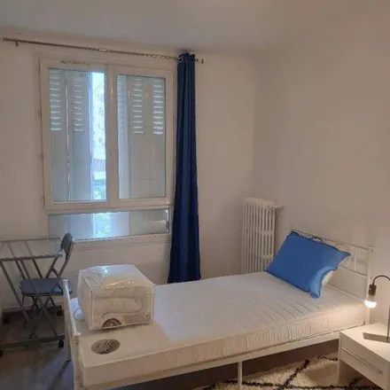 Image 4 - 18 Rue de l'Orme, 92700 Colombes, France - Apartment for rent