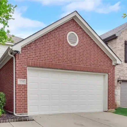 Rent this 4 bed house on 532 Marshall Way in Lantana, Denton County