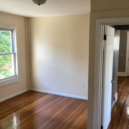 Rent this 3 bed apartment on 3003 Main Street in Hartford, CT 06120