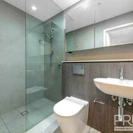 Image 4 - Garrigarrang Avenue, Kogarah NSW 2217, Australia - Apartment for rent