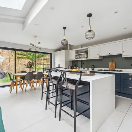Rent this 4 bed townhouse on Devonshire Road in London, W4 2JJ