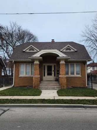 Rent this 1 bed house on 6851 26th Avenue in Kenosha, WI 53143
