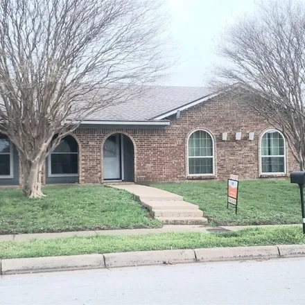 Rent this 3 bed house on 1804 Christopher Drive in Fort Worth, TX 76140