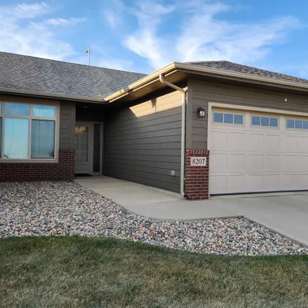 Buy this 2 bed townhouse on 3399 East Manor Circle in Sioux Falls, SD 57103