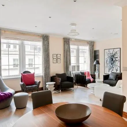 Image 4 - 33 Dover Street, London, W1S 4NW, United Kingdom - Apartment for sale