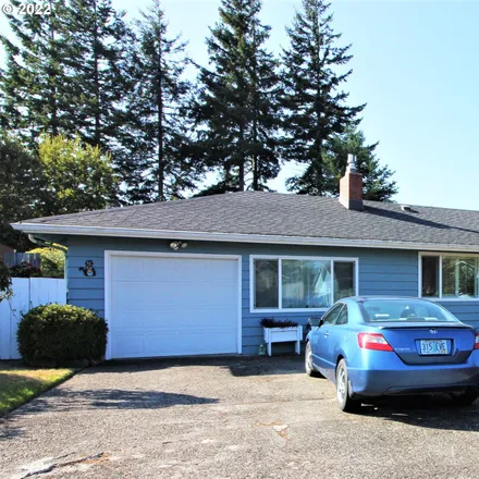 Buy this 3 bed house on 3490 Edgewood Drive in North Bend, OR 97459