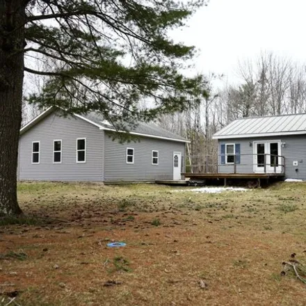 Image 3 - 65 Daisy Court, Pittsfield, Somerset County, ME 04967, USA - House for sale