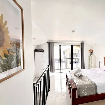 Rent this 3 bed apartment on Parramatta Park in Cairns Regional, Queensland