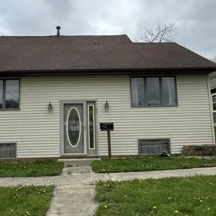 Buy this 3 bed house on 327 Sanford Street in Decorah, IA 52101