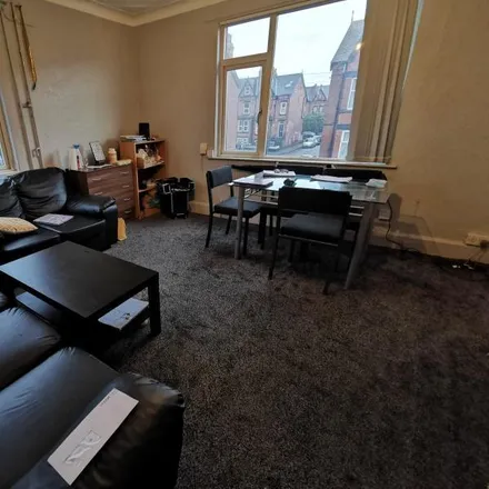 Rent this 4 bed townhouse on Tonys Cuts in 78 Brudenell Road, Leeds
