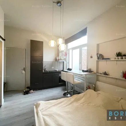 Rent this 1 bed apartment on Sint Annalaan 12A-01 in 6217 KA Maastricht, Netherlands