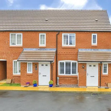 Buy this 3 bed duplex on Otter Street in Rothwell, NN14 6FX