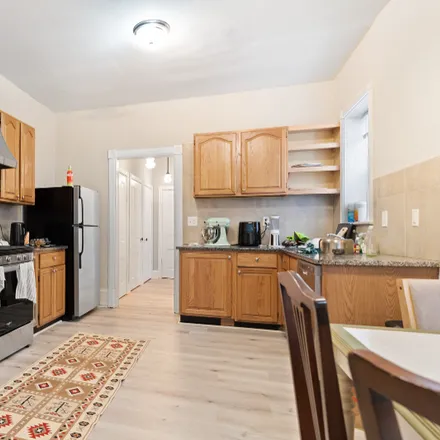 Rent this 2 bed apartment on 637 N. 32nd St