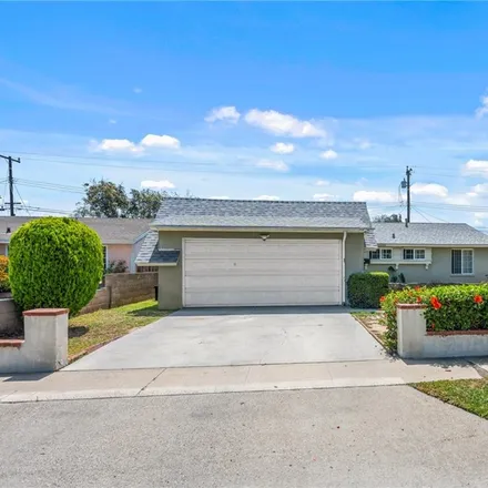 Image 3 - 2406 West Camden Place, Santa Ana Gardens, Santa Ana, CA 92704, USA - House for sale