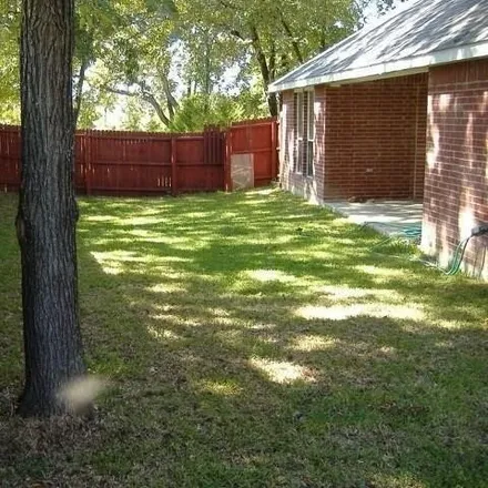 Image 2 - 498 Indian Oaks Trail, West Tawakoni, Hunt County, TX 75474, USA - House for rent