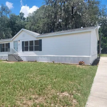 Buy this studio apartment on 1471 Lake Dr in Casselberry, Florida