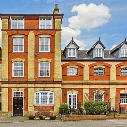 Buy this 1 bed apartment on Abbey Brewery Court in West Malling, ME19 6PY