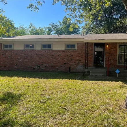 Buy this 3 bed house on 224 East Oak Drive in Hurst, TX 76053