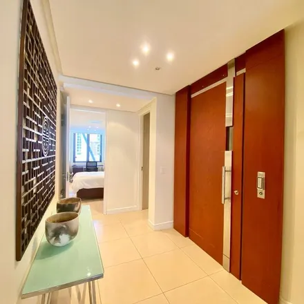 Image 2 - The Emperor, West Road South, Benmore Gardens, Sandton, 2031, South Africa - Apartment for rent