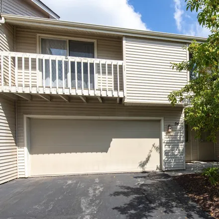 Buy this 2 bed condo on Lutheran High School in High Point Drive, Rockford