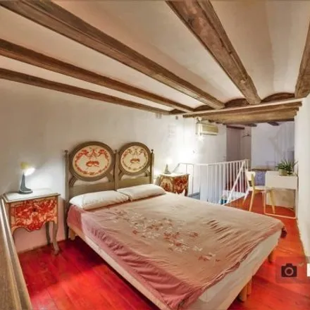 Rent this 2 bed room on Carrer dels Mirallers in 14, 08003 Barcelona