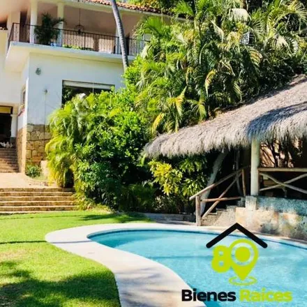Buy this 8 bed house on Avenida La Roqueta in Fracc. Vista del Mar, 39300 Acapulco