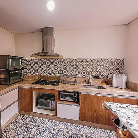 Buy this 3 bed apartment on Rua Curupaiti in Vila Scarpelli, Santo André - SP