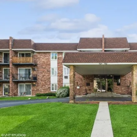 Rent this 2 bed condo on 1757 Pershing Avenue in Wheaton, IL 60189