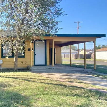 Buy this 2 bed house on 4823 35th Street in Lubbock, TX 79414