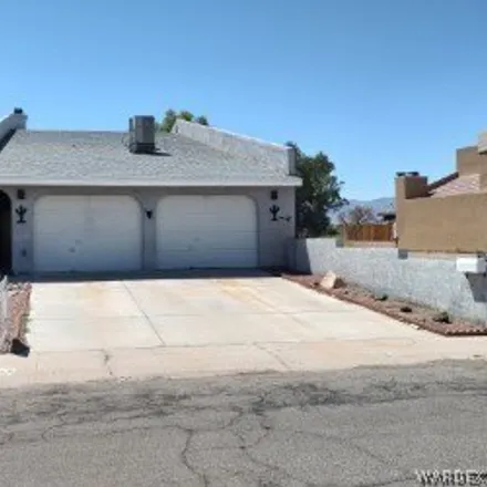 Buy this 3 bed house on Chaparral Golf Course in 1260 Mohave Drive, Bullhead City