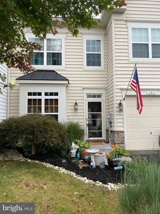 Buy this 3 bed townhouse on 162 Kintyre Lane in Frederick County, VA 22655